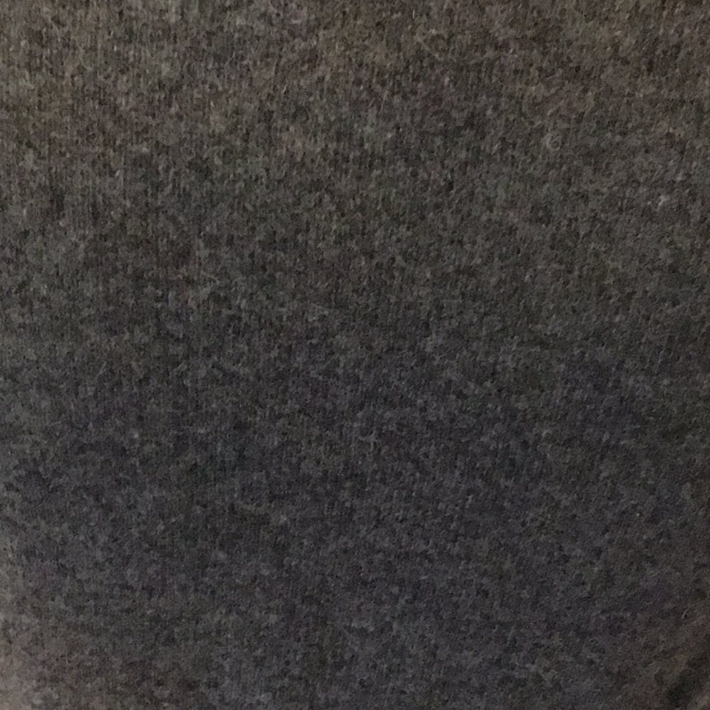 Red and Gray Cashmere Crew Neck Argyle Sweater - Picture 5 of 7